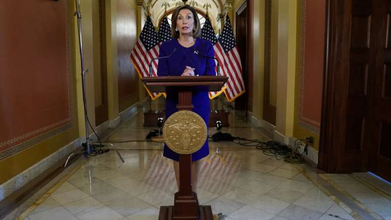 Βουλή των Αντιπροσώπων: Ζητάει την παραπομπή του Τραμπ