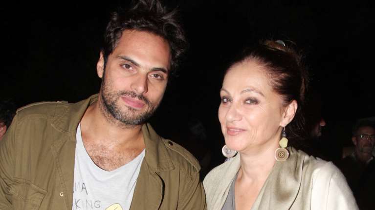 Τηλεοπτικό ντεμπούτο για τον γοητευτικό γιο της Φιλαρέτης Κομνηνού