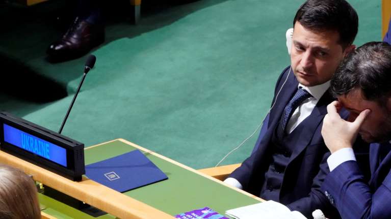 Ουκρανός πρόεδρος: Μόνο από τον γιο μου δέχομαι... πιέσεις