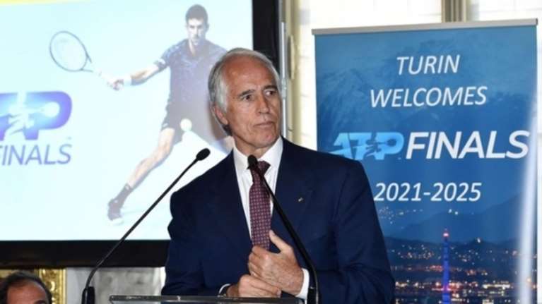 Μαλαγκό: «Χειρότερη από το ρατσισμό η εξαπάτηση για ένα πέναλτι»