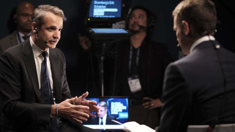 Eπαφές Μητσοτάκη: Από τα εθνικά η σκυτάλη στις επενδύσεις