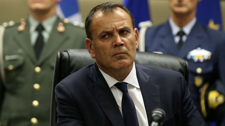 Παναγιωτόπουλος: Απειλεί την εσωτερική ασφάλεια το προσφυγικό