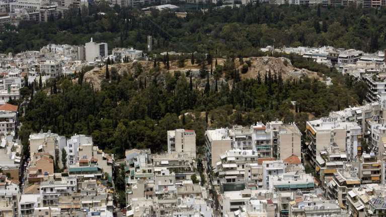 Σταϊκούρας: Φοροελαφρύνσεις και αναμόρφωση αντικειμενικών αξιών
