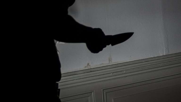 Ν.Ηράκλειο: Στο "κόκκινο" η βία ανηλίκων- Μαχαίρωσαν 17χρονο στον πνεύμονα σε υπόγεια διάβαση