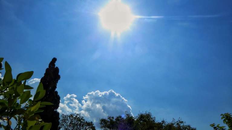 Συνεχίζεται η καλοκαιρία -Υψηλές θερμοκρασίες και την Τετάρτη