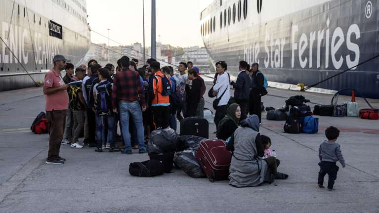 Κατοικίες &amp; ξενοδοχεία για τους αιτούντες άσυλο αναζητά το Υπ. Προστασίας