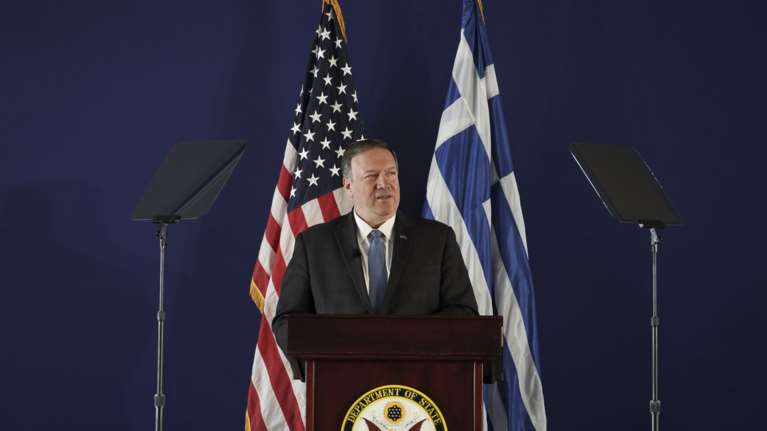 Ικανοποίηση στην Αθήνα για το διπλό μήνυμα Πομπέο προς Άγκυρα