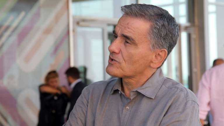 Δηκτικό σχόλιο του Τσακαλώτου για τον προϋπολογισμό