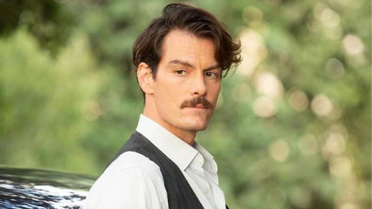 Κωνσταντής - Άγριες Μέλισσες: Με ποια κυρία της TV του είχαν χρεώσει σχέση