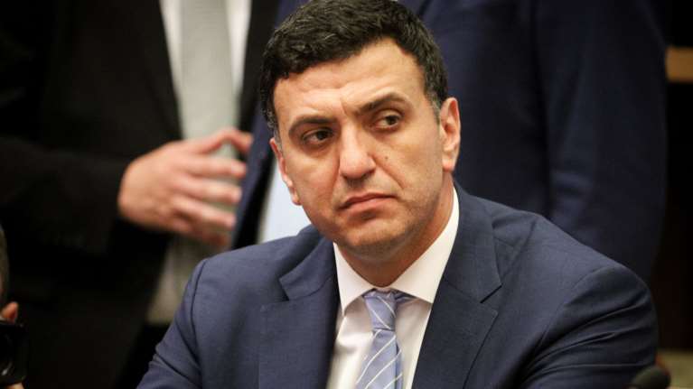 Κικίλιας: Σε ελληνικό κέντρο αποκατάστασης η 8χρονη Αλεξία