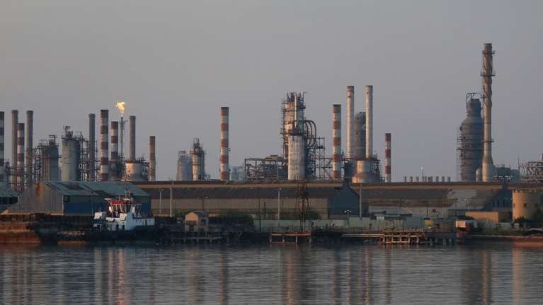 Μόνο 20 εταιρείες ευθύνονται για πάνω από 1/3 εκπομπές άνθρακα