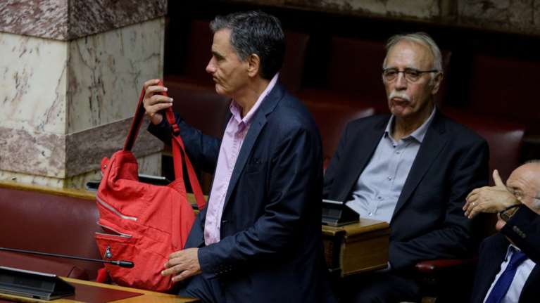 Καυστικό σχόλιο Τσακαλώτου για το &quot;μαγικό ραβδί&quot; του Μητσοτάκη