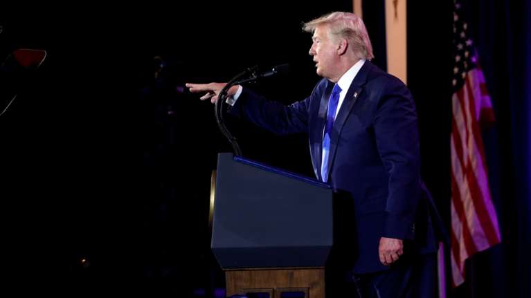 Παρέμβαση Τραμπ για την τουρκική επιχείρηση: Απειλεί με ισχυρές κυρώσεις