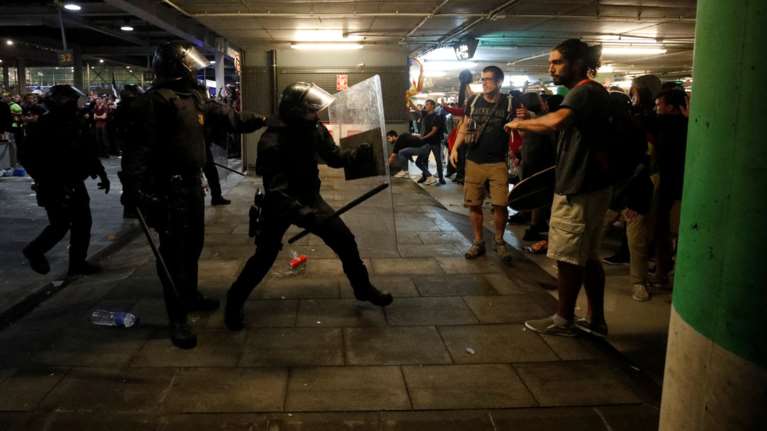 Βαρκελώνη:Ταραχές με 78 τραυματίες μετά την καταδίκη αυτονομιστών