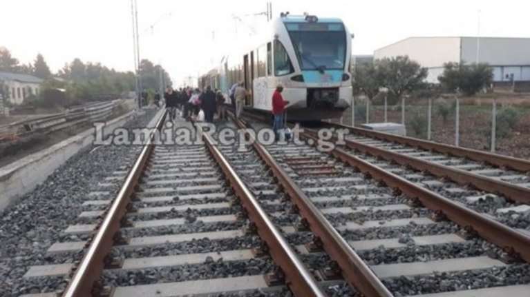 Εκτροχιάστηκε βαγόνι αμαξοστοιχίας στην Τιθορέα