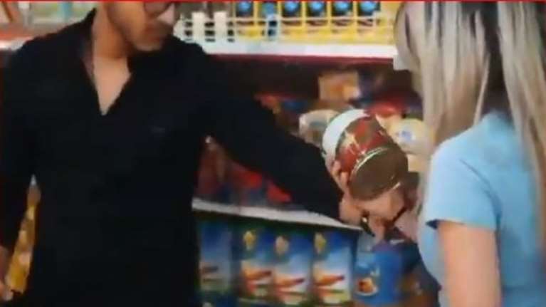 Σε μποϊκοτάζ των τουρκικών προϊόντων καλούν οι Κούρδοι - Βίντεο