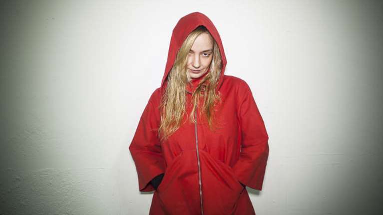 Η Λένα Κιτσοπούλου κάνει την πρώτη ατομική έκθεση ζωγραφικής