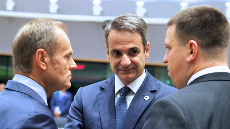 Μητσοτάκης στο Politico για προσφυγικό: Φτάνουμε στα όρια μας