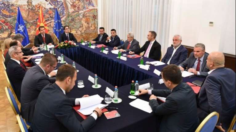 Βόρεια Μακεδονία: Στις 12 Απριλίου οι πρόωρες εκλογές