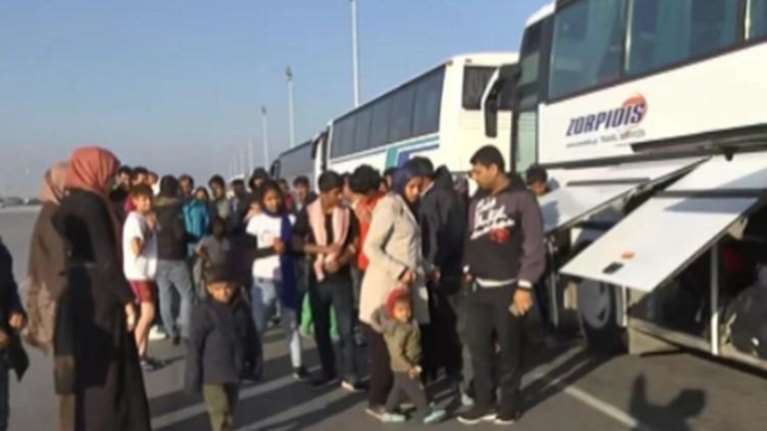 Στη Β. Εύβοια οι πρόσφυγες που έδιωξαν από τα Βρασνά