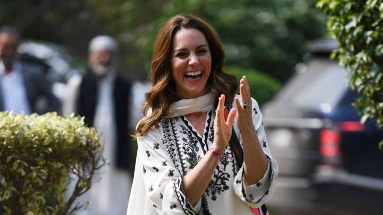 H Κέιτ Μίντλετον αγόρασε στολές για το Haloween με τη Σάρλοτ &amp; τον Τζορτζ