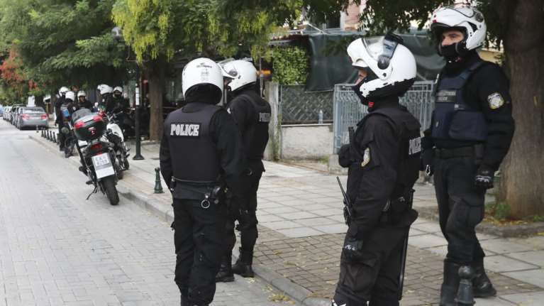 Εγκλημα στα Μέγαρα: «Δε θυμάμαι τίποτα, δε θυμάμαι τι έκανα»