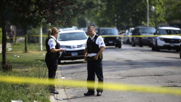 ΗΠΑ: Κατά των «μη εγκεκριμένων πάρτι» η Airbnb μετά την τραγωδία