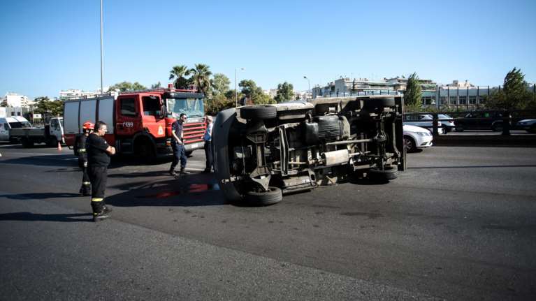 Δεκαέξι τροχαία και 17 νεκροί στην Αττική τον Οκτώβριο