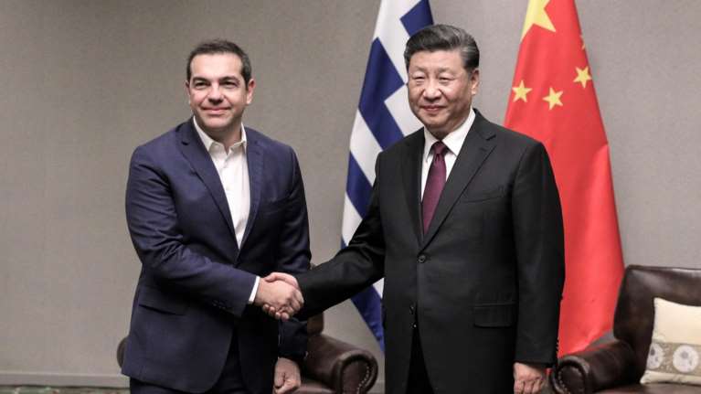 Πρόσκληση Σι Τζινπίνγκ σε Τσίπρα για επίσκεψη στην Κίνα