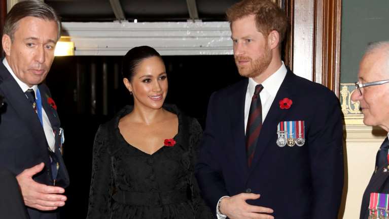 Τελεσίγραφο Χάρι-Μέγκαν στη βασίλισσα: Μην μας περιμένεις τα Χριστούγεννα