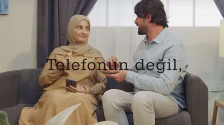 Σάλος με το βίντεο του Ερντογάν για σωστή τουρκική οικογενειακή συμπεριφορά