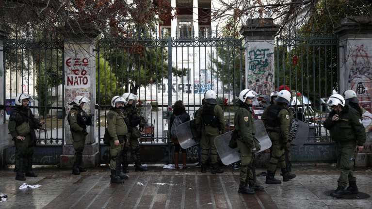 Επί ποδός η ΕΛΑΣ για το Πολυτεχνείο:«Φρούριο» η Αθήνα με 5.000 αστυνομικούς