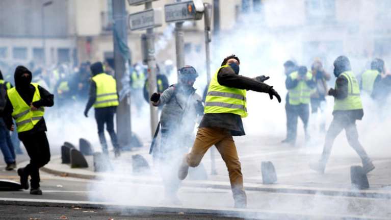 Γαλλία: περισσότερες από 260 συλλήψεις στη χθεσινή διαμαρτυρία
