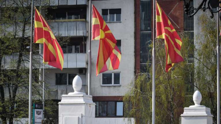 Η Γαλλία ανοίγει τα χαρτιά της για την ένταξη της Β. Μακεδονίας στην ΕΕ