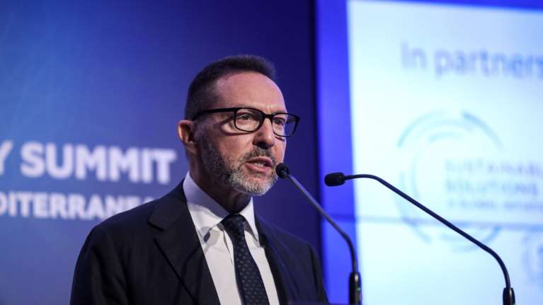 Στουρνάρας: Ο Tσίπρας φλέρταρε με την ιδέα της επιστροφής στη δραχμή