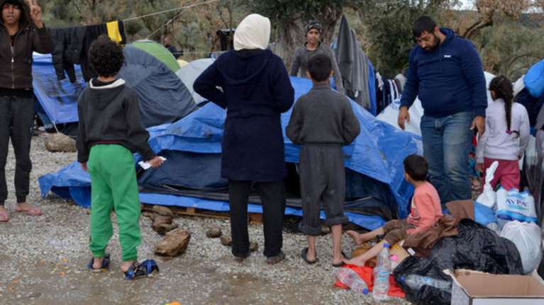 Mεταναστευτικό: Φτιάχνουν 6 κλειστά κέντρα στα νησιά- Αδειάζει η Μόρια