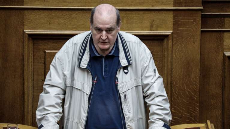 Αιχμές Φίλη για την πρόταση του ΣΥΡΙΖΑ για τις σχέσεις κράτους-εκκλησίας