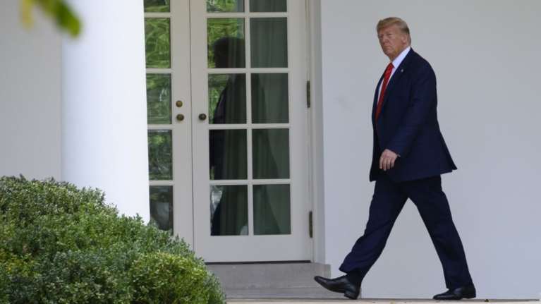 Μπερνς: Αν η Τουρκία χτυπήσει την Ελλάδα ο Τραμπ δεν θα βοηθήσει