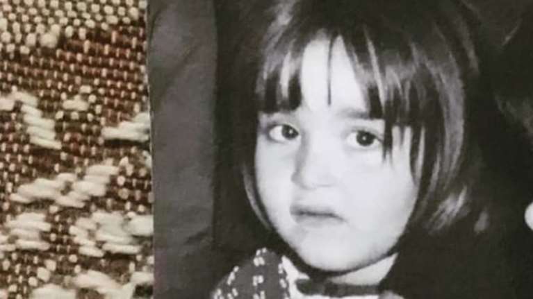 Ποια γνωστή παρουσιάστρια είναι το κοριτσάκι της φωτογραφίας;