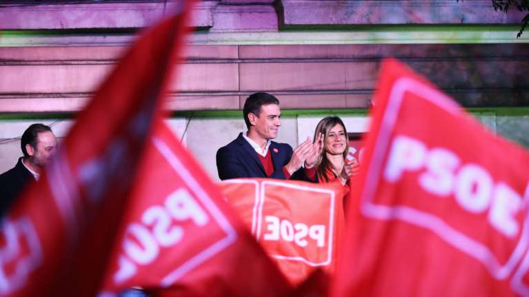 Σκεπτικισμός και εμπόδια στη συμμαχία Σοσιαλιστών - Podemos