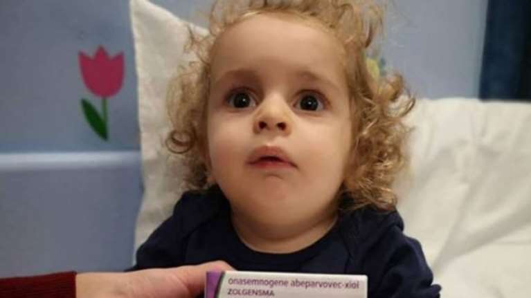 Παναγιώτης-Ραφαήλ: Μήνυμα ελπίδας του Έλληνα γιατρού από τη Βοστώνη