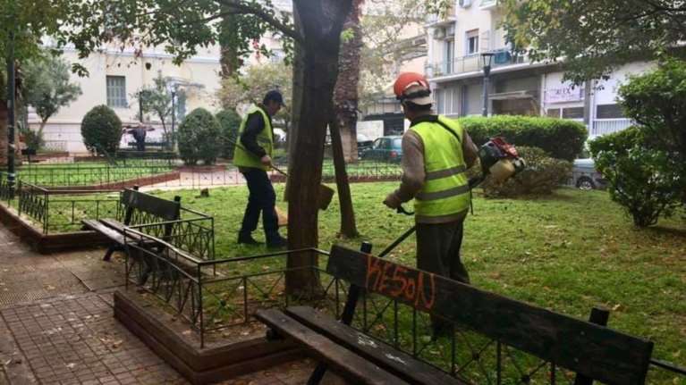 Η πλατεία Τράιμπερ στον Άγιο Παύλο κι η ανάρτηση του Μπακογιάννη