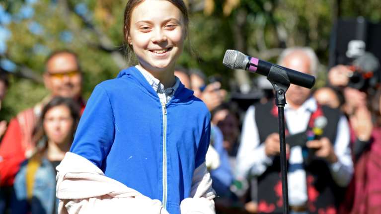 Η Τούνμπεργκ αρχισυντάκτρια στο BBC τα Χριστούγεννα