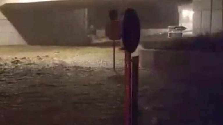 Συγκλονιστικό βίντεο από την Κινέτα: «Βοηθήστε μας, πνιγόμαστε»