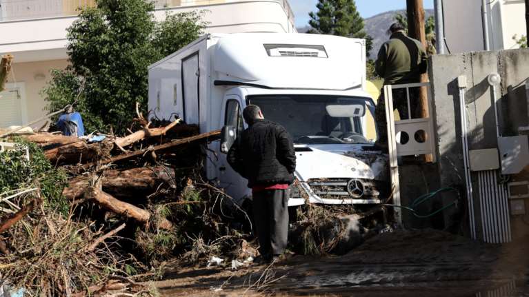 &#39;&#39;Bούλιαξε&#39;&#39; στη λάσπη η Κινέτα - Τεράστιες καταστροφές [εικόνες-βίντεο]