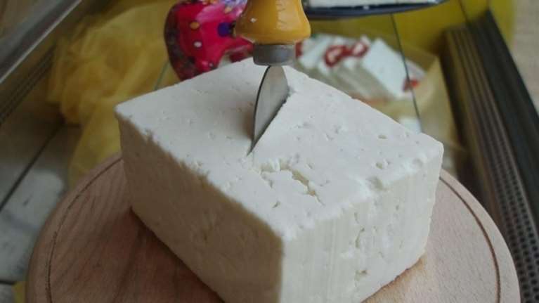 &quot;Feta Pasta Tik Tok&quot;: Πώς η συνταγή με την ελληνική φέτα έγινε viral με περισσότερα από 600 εκατομμύρια views παγκοσμίως