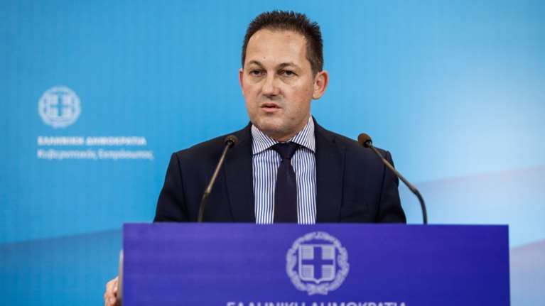 Πέτσας: Το υπερπλεονάσμα θα δοθεί σε ευάλωτους και υπερφορολογημένους