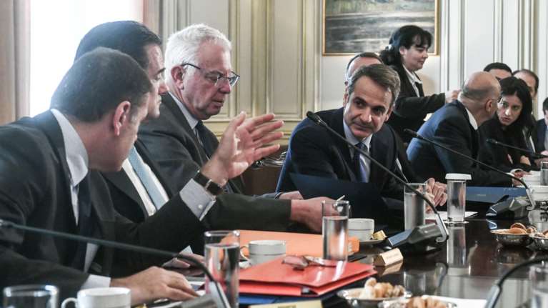 Υπουργικό: 30 νομοσχέδια θα έχουν ψηφιστεί μέχρι το τέλος του χρόνου