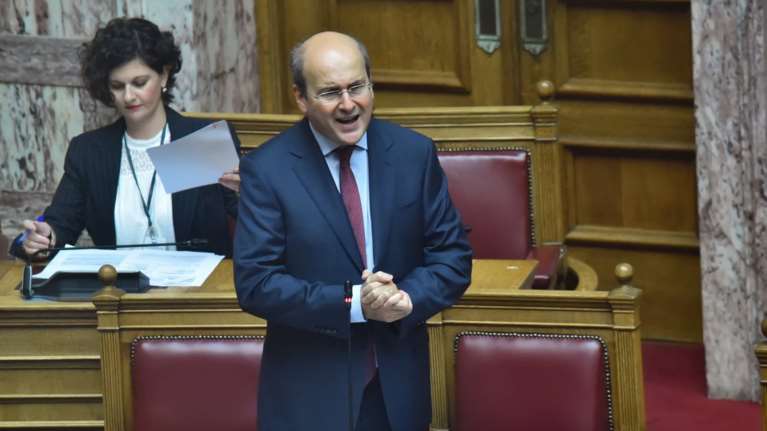 Βουλή: Ψηφίστηκε με 153 «ναι» το νομοσχέδιο για τη ΔΕΗ