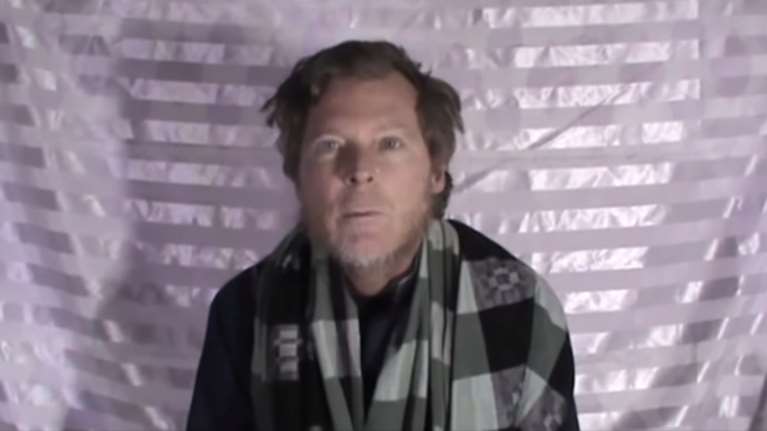 Στην Αυστραλία ο εκπαιδευτικός που έμεινε για 3  χρόνια όμηρος των Ταλιμπάν